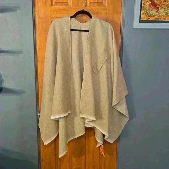 Cider Sweater Kimono - Picture 2 of 6